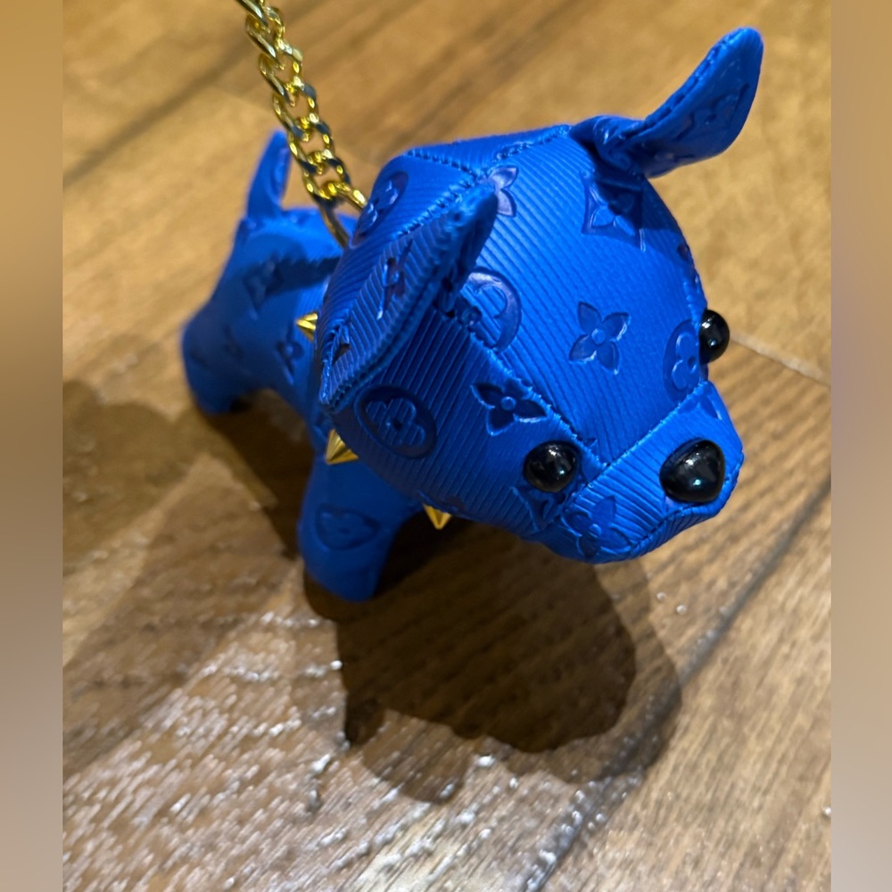 Blue Designer Dog Charm - Picture 3 of 5